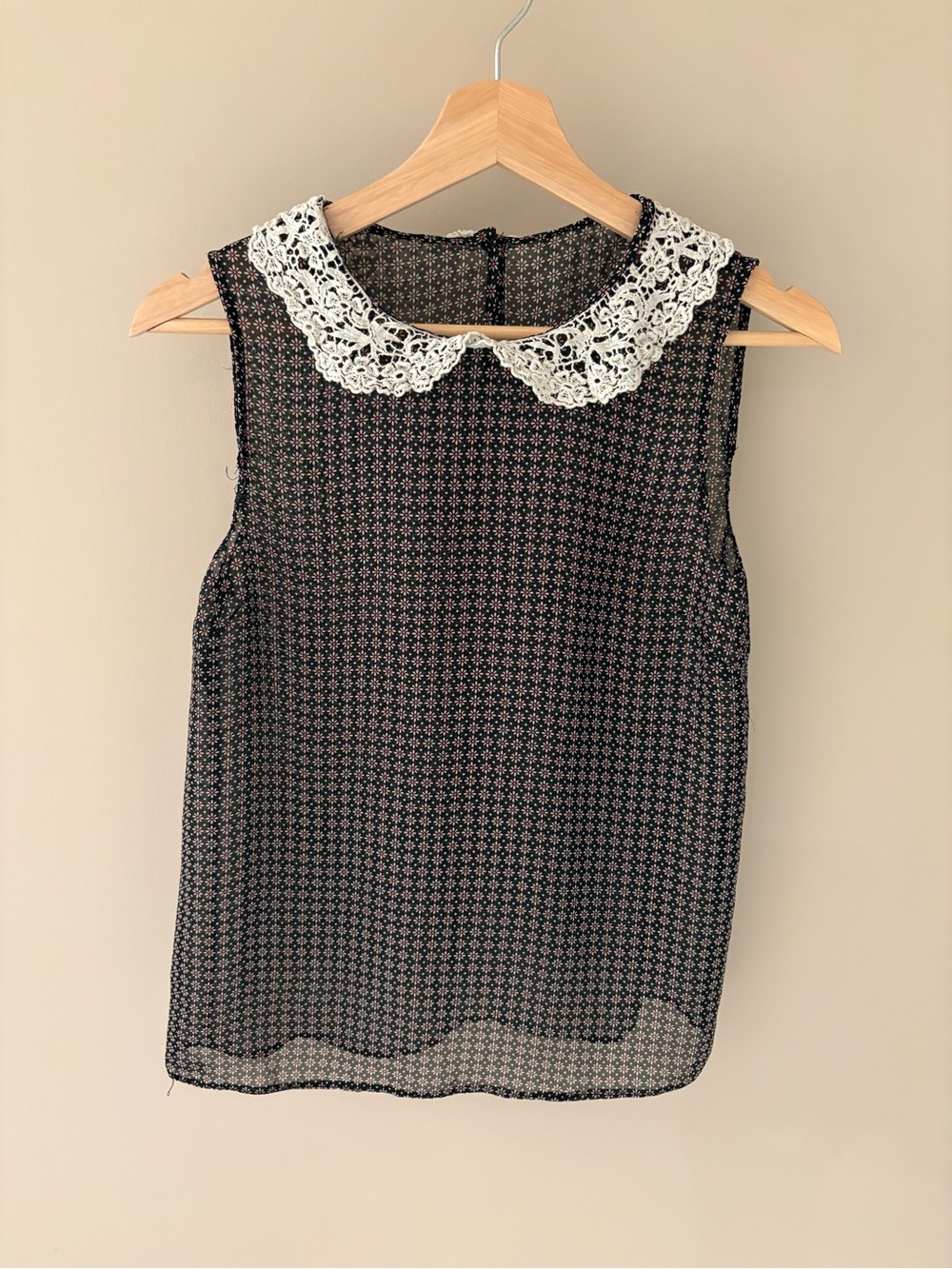 Black & White Lace Collar Blouse Like New
